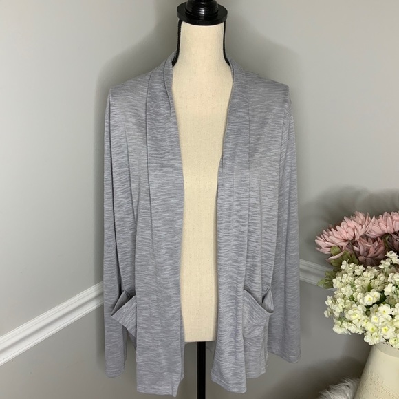 DOE & RAE Grey Long Sleeve Ruffle Layered Cardigan - Picture 4 of 8